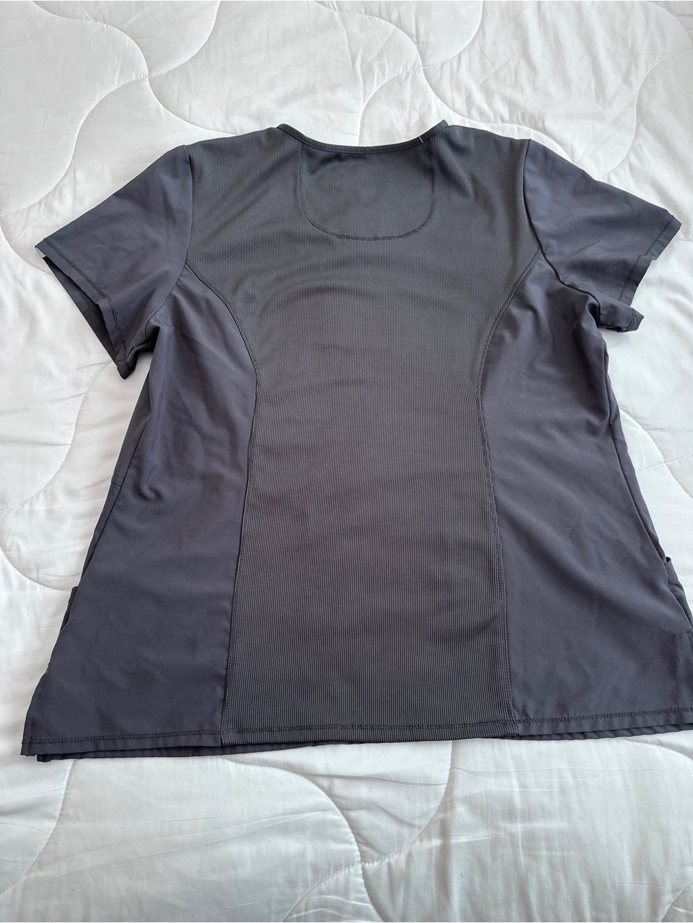 Cherokee Women’s Short-Sleeve Scrub Top in Charcoal Gray - Picture 5 of 8